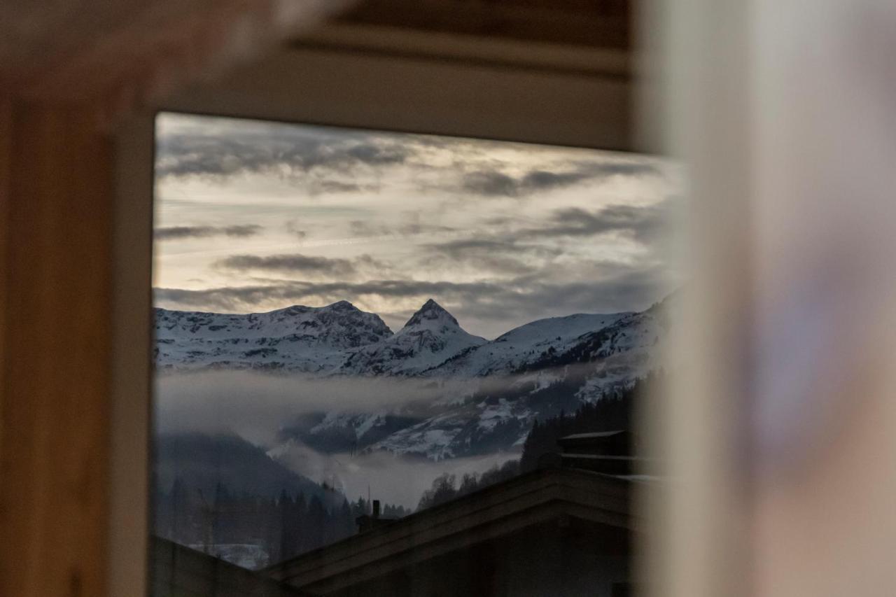 Frau Gans - Pure Mountain Apartments Saalbach-Hinterglemm Luaran gambar