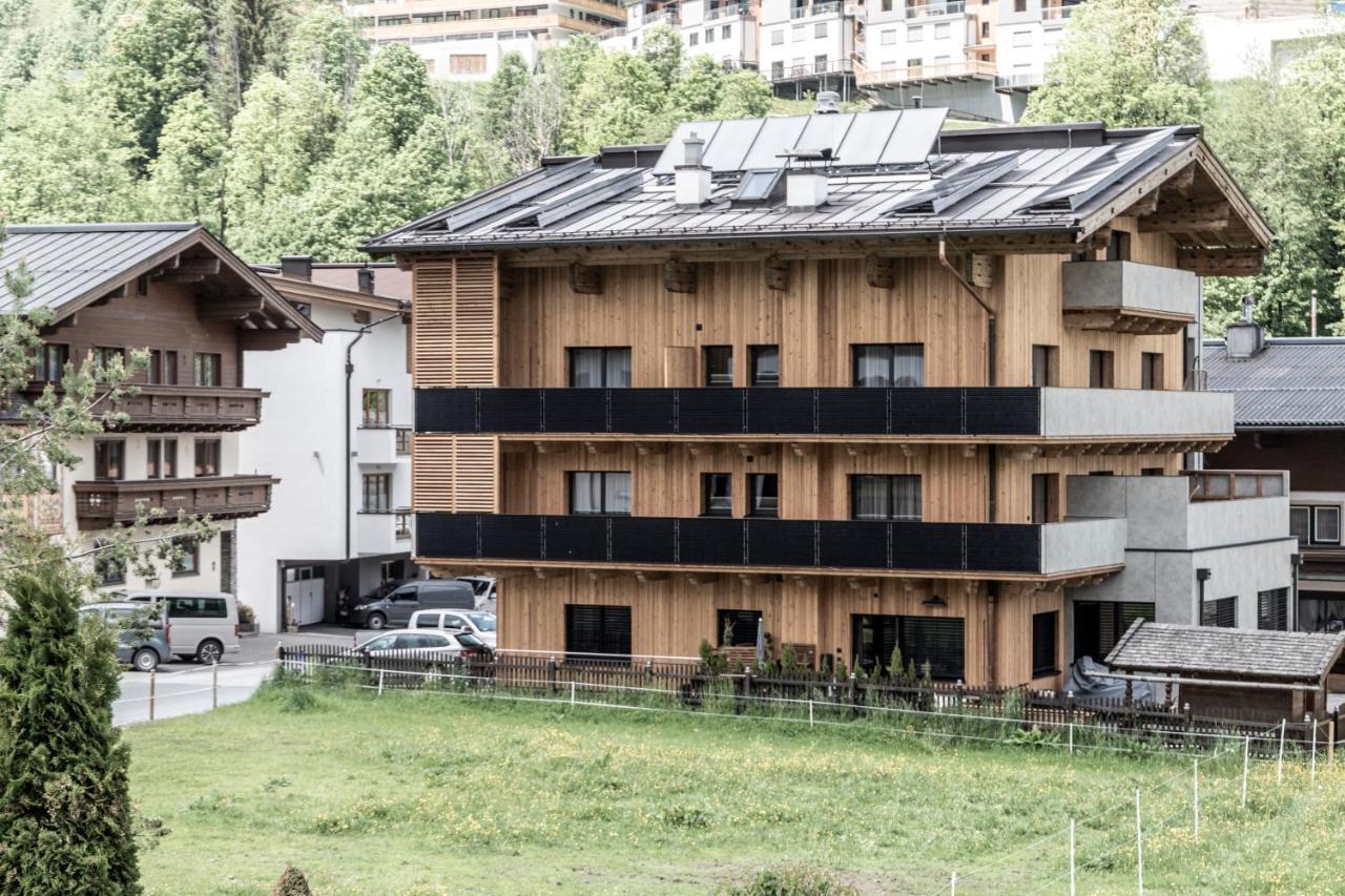 Frau Gans - Pure Mountain Apartments Saalbach-Hinterglemm Luaran gambar